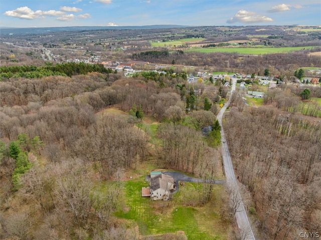 9211 Grange Hill Road, New Hartford, NY 13413
