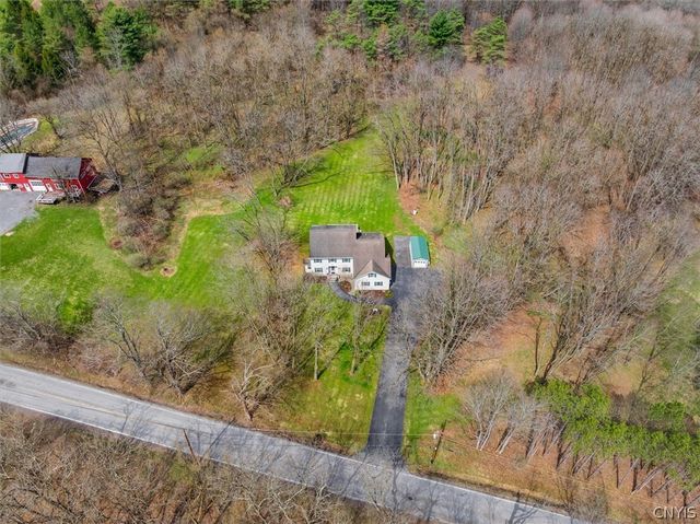 9211 Grange Hill Road, New Hartford, NY 13413