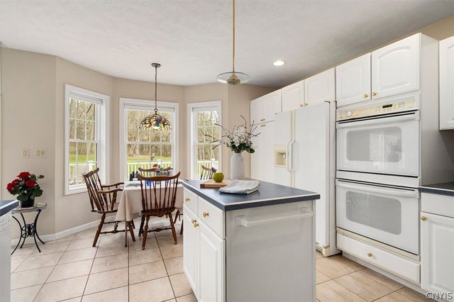 9211 Grange Hill Road, New Hartford, NY 13413