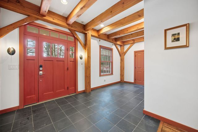 182 Winnicutt Road, Stratham, NH 03885