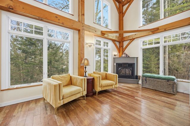 182 Winnicutt Road, Stratham, NH 03885