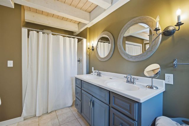 182 Winnicutt Road, Stratham, NH 03885