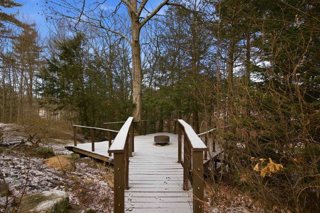 182 Winnicutt Road, Stratham, NH 03885