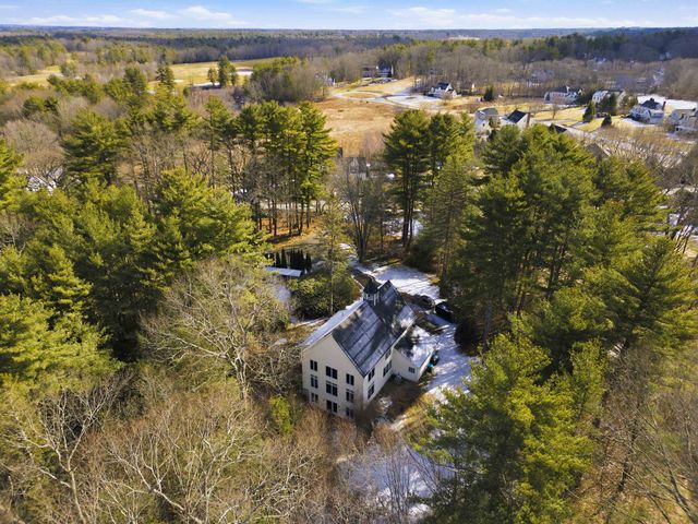 182 Winnicutt Road, Stratham, NH 03885