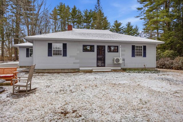 182 Winnicutt Road, Stratham, NH 03885
