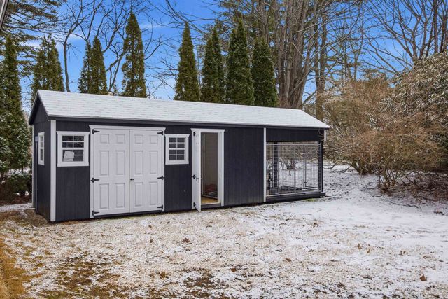 182 Winnicutt Road, Stratham, NH 03885