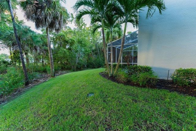 8350 VILLAGE EDGE CIRCLE 4, Fort Myers, FL 33919