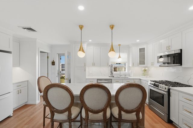 40 Salisbury Street, Fall River, MA 02724