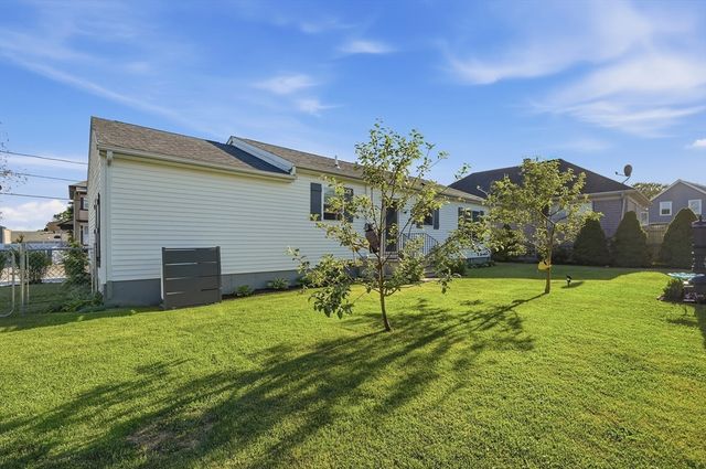 40 Salisbury Street, Fall River, MA 02724