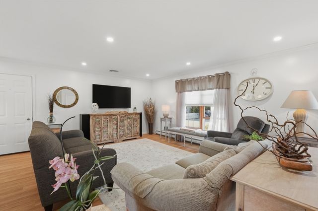 40 Salisbury Street, Fall River, MA 02724