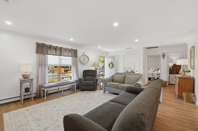 40 Salisbury Street, Fall River, MA 02724
