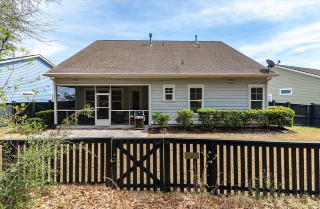 1420 Longspur Drive, Mount Pleasant, SC 29466