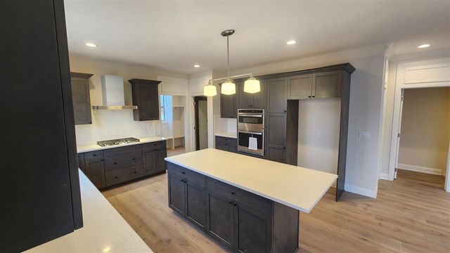 3110 Raffler Drive, Rochester, MI 48307