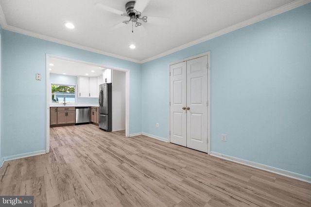 8721 WATERFORD RD, Alexandria, VA 22308