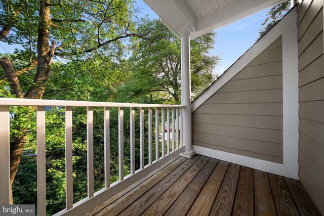 8721 WATERFORD RD, Alexandria, VA 22308