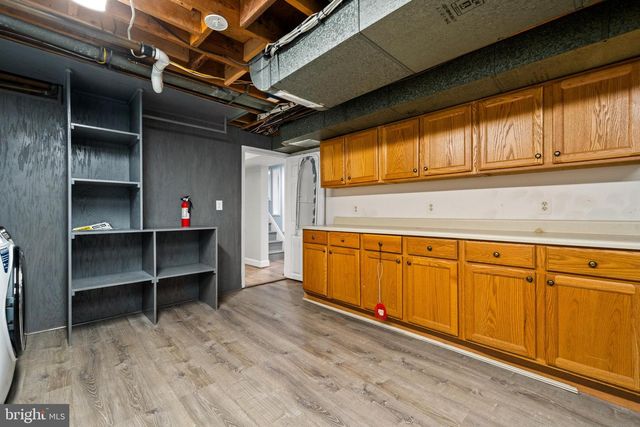 8721 WATERFORD RD, Alexandria, VA 22308