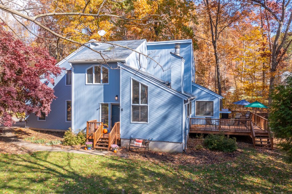 6 Mayflower Drive, Marlborough, CT 06447