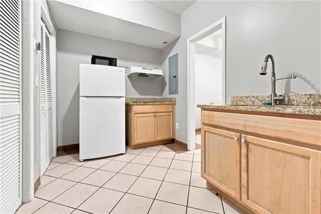 1603 Eagle Drive, Woodstock, GA 30189