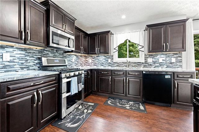 1603 Eagle Drive, Woodstock, GA 30189