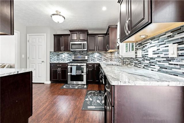 1603 Eagle Drive, Woodstock, GA 30189