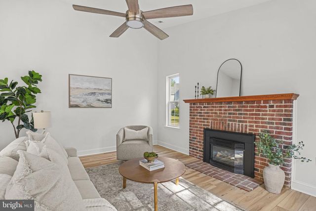 5612 NEEDLEFISH CT, Waldorf, MD 20603