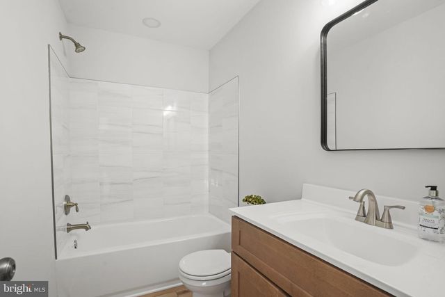 5612 NEEDLEFISH CT, Waldorf, MD 20603