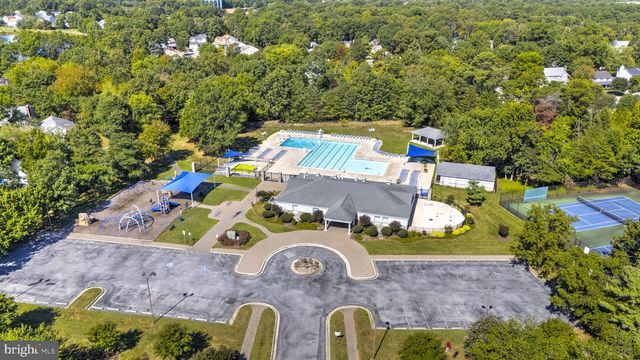 5612 NEEDLEFISH CT, Waldorf, MD 20603