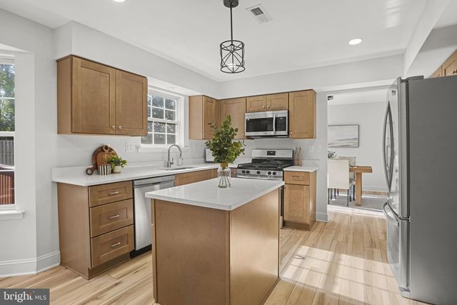 5612 NEEDLEFISH CT, Waldorf, MD 20603