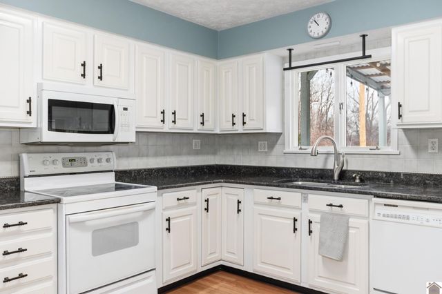 151 Rebecca Lane, Paducah, KY 42001