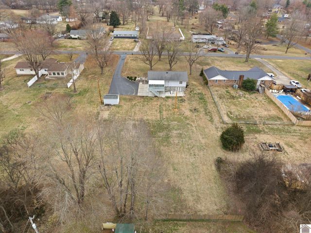 151 Rebecca Lane, Paducah, KY 42001