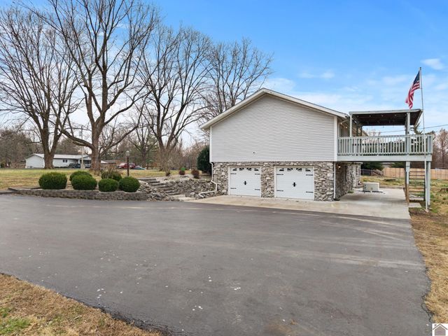 151 Rebecca Lane, Paducah, KY 42001