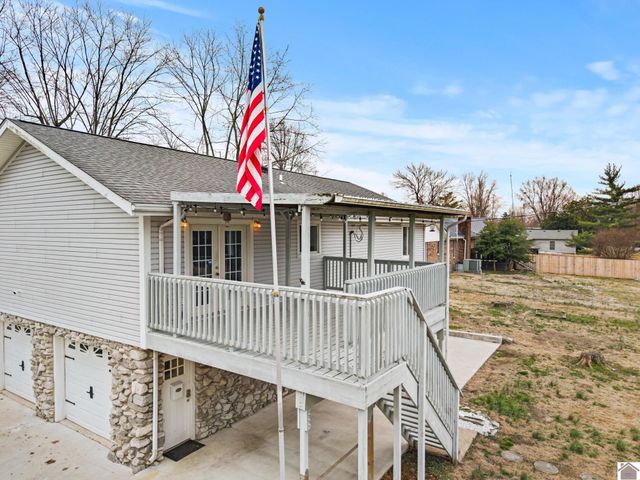 151 Rebecca Lane, Paducah, KY 42001