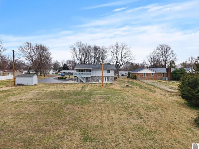 151 Rebecca Lane, Paducah, KY 42001