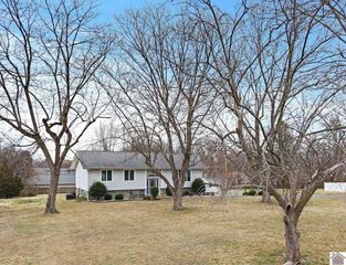 151 Rebecca Lane, Paducah, KY 42001