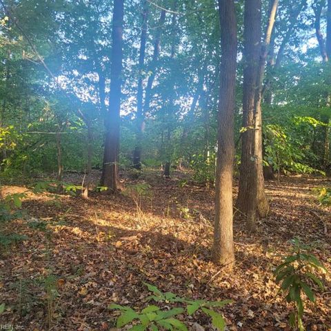 224 Dogwood RD, Yorktown, VA 23690