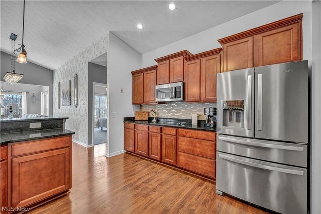 10458 Dogwood Drive, Aurora, OH 44202