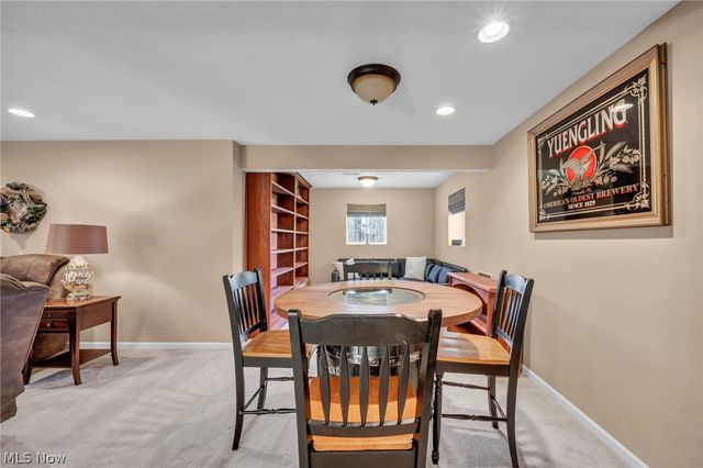 10458 Dogwood Drive, Aurora, OH 44202