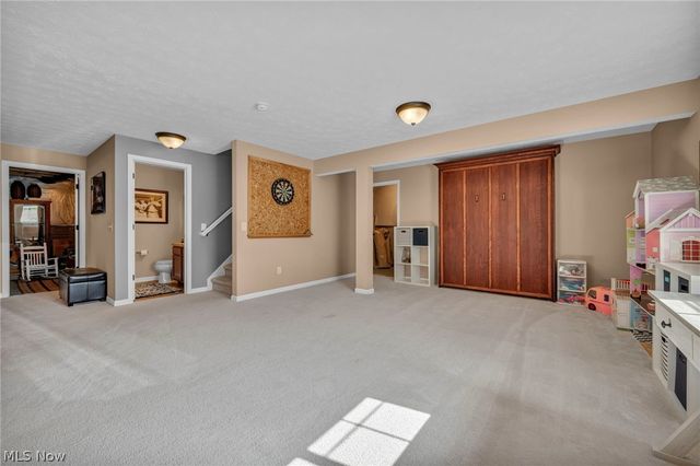 10458 Dogwood Drive, Aurora, OH 44202