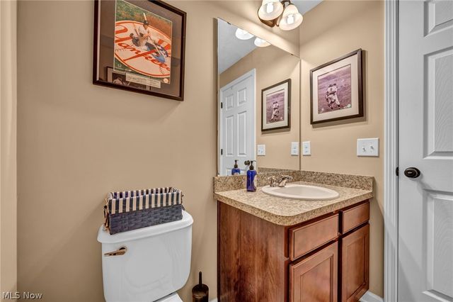 10458 Dogwood Drive, Aurora, OH 44202