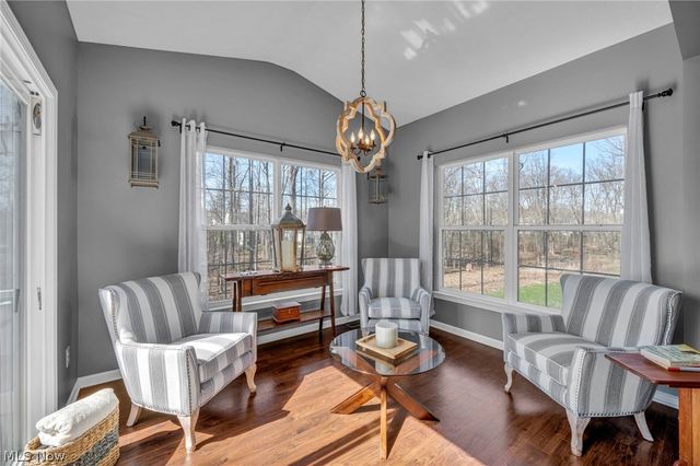 10458 Dogwood Drive, Aurora, OH 44202