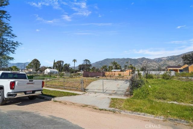 105 W Mariposa, Altadena, CA 91001