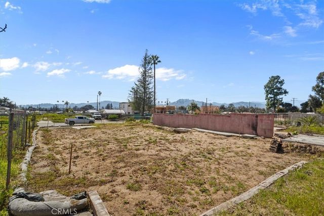 105 W Mariposa, Altadena, CA 91001