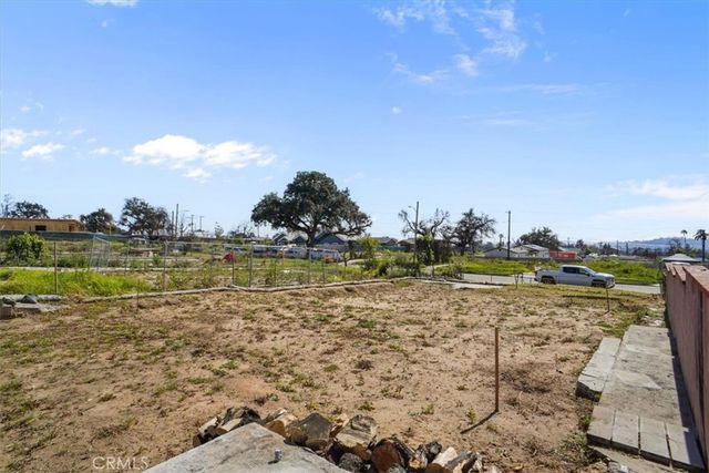 105 W Mariposa, Altadena, CA 91001