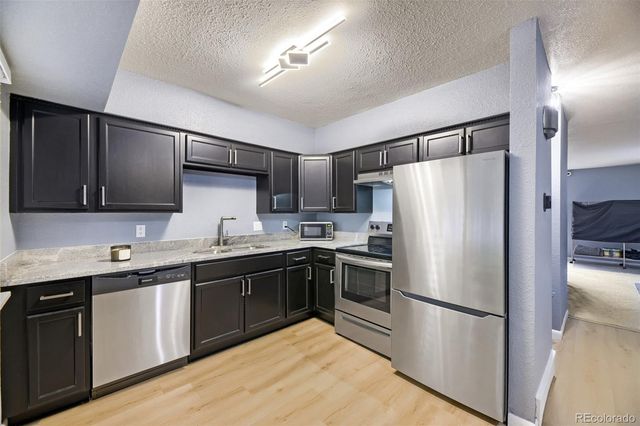 5680 S Lowell Boulevard, Littleton, CO 80123