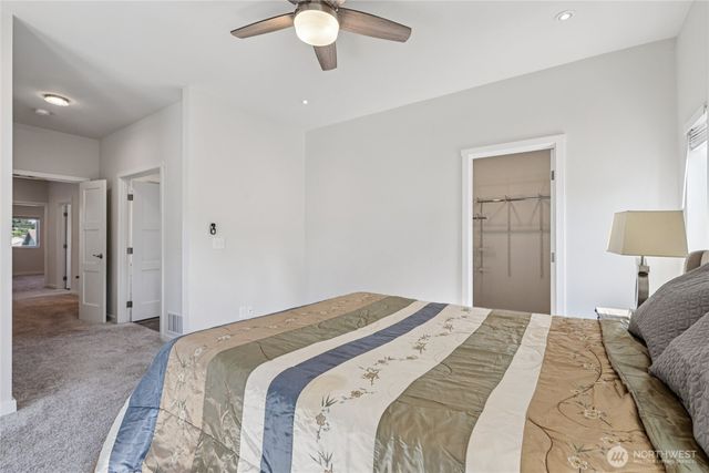 7724 16th Avenue SW, Seattle, WA 98106