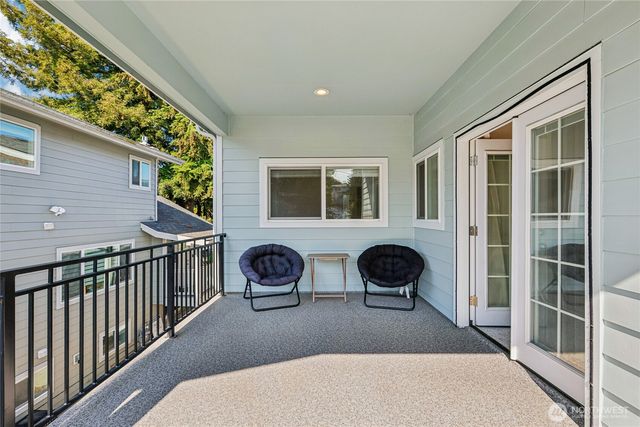 7724 16th Avenue SW, Seattle, WA 98106