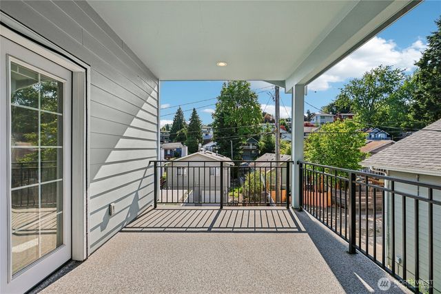 7724 16th Avenue SW, Seattle, WA 98106