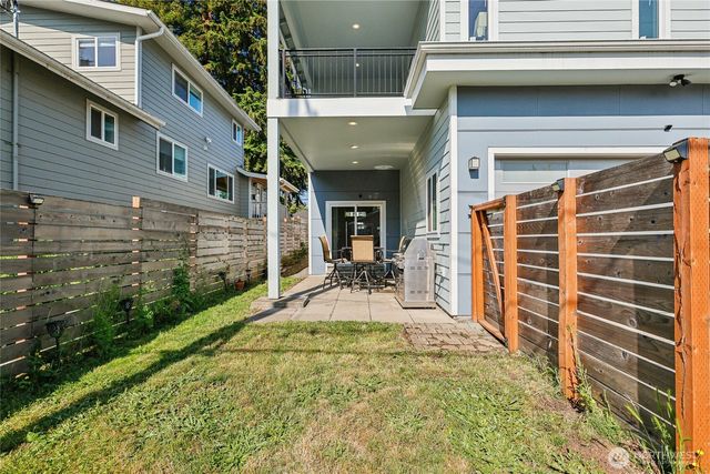 7724 16th Avenue SW, Seattle, WA 98106