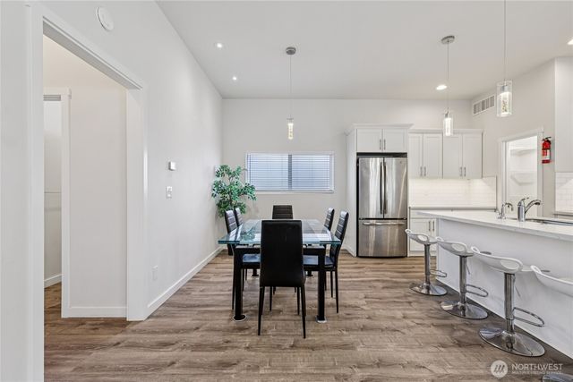 7724 16th Avenue SW, Seattle, WA 98106