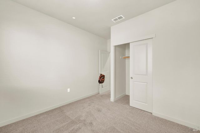 674 Shefford Dr, Vacaville, CA 95687